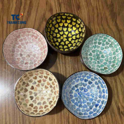 Coconut bowl with heart shape mosaic
