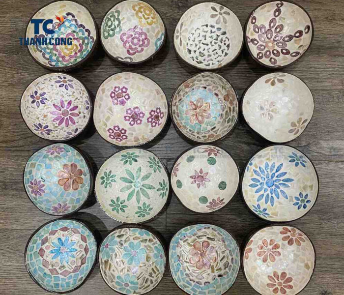 Coconut bowls wholesale with flower shape mosaic