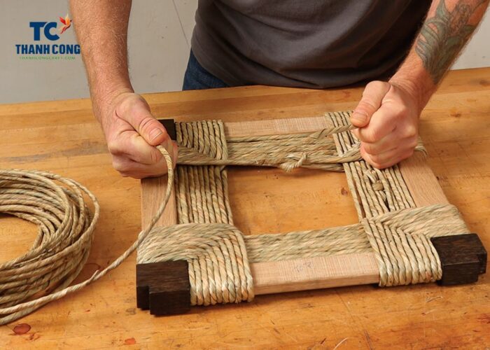 How to weave a seagrass stool