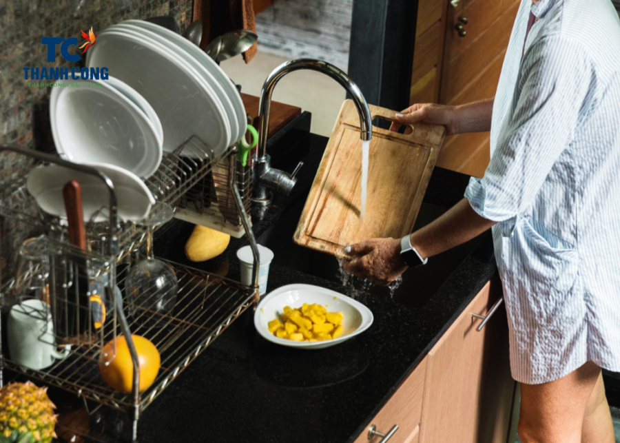 How to clean bamboo cutting board? How to care for it?