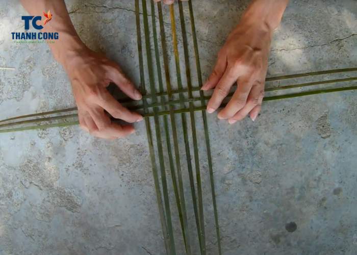 How to make a bamboo basket step by step with pictures at home
