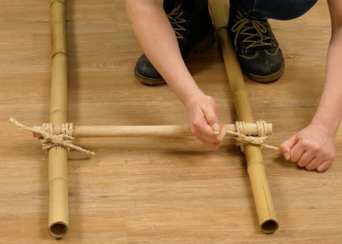 How to make a bamboo shelf