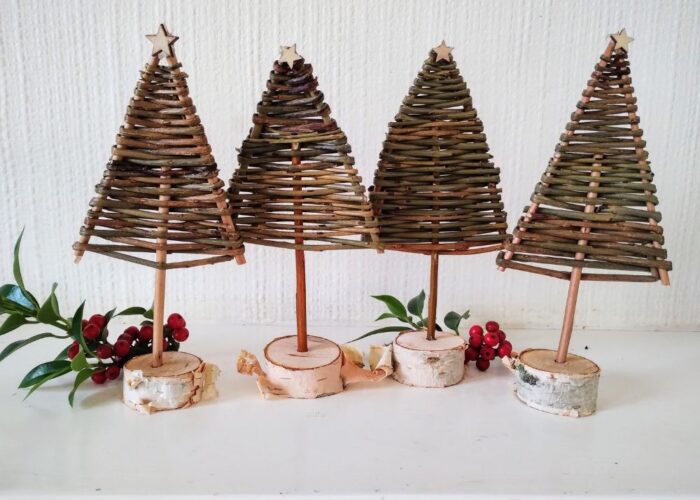 How to make a willow christmas tree decorations