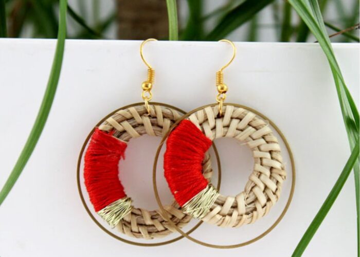 How to make rattan earrings in detail at home