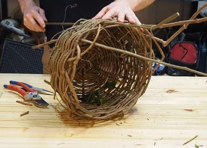 how to weave a basket with vines, grape vine basket weaving