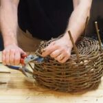 how to make a grapevine basket step by step?