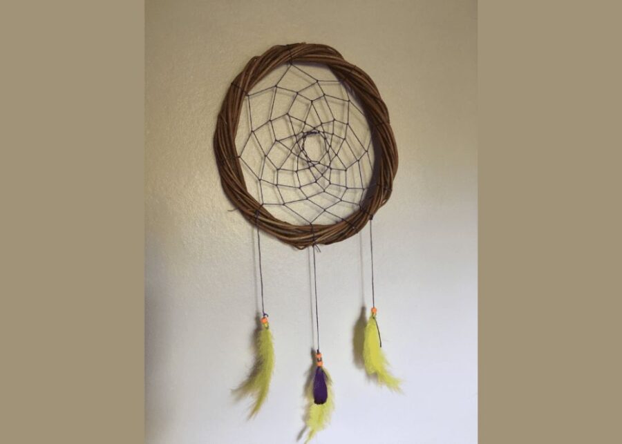 How to make a willow dream catcher?