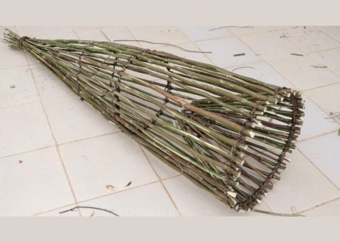 How to make a willow fish trap