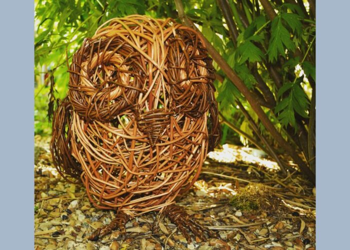 How to make a willow owl sculpture