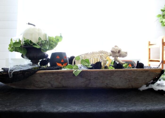 Halloween Dough Bowl Decor Ideas for a Haunted Home
