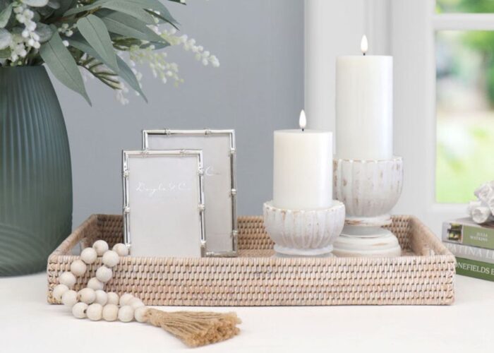 How to style a decorative tray for dining table