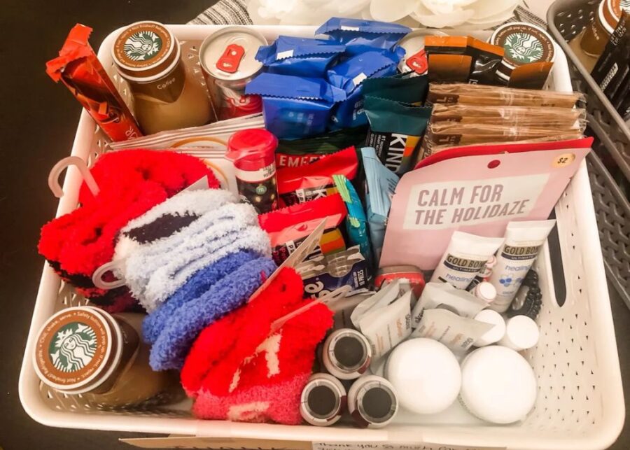 What To Put In Nurse Thank You Basket 5 Nurse Gift Basket Ideas what-to-put-in-nurse-thank-you-basket-5-nurse-gift-basket-ideas