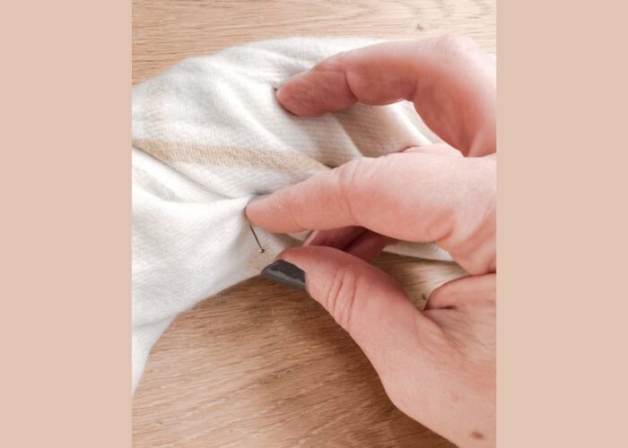 How to make a scarf wreath DIY