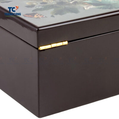 black lacquer storage box