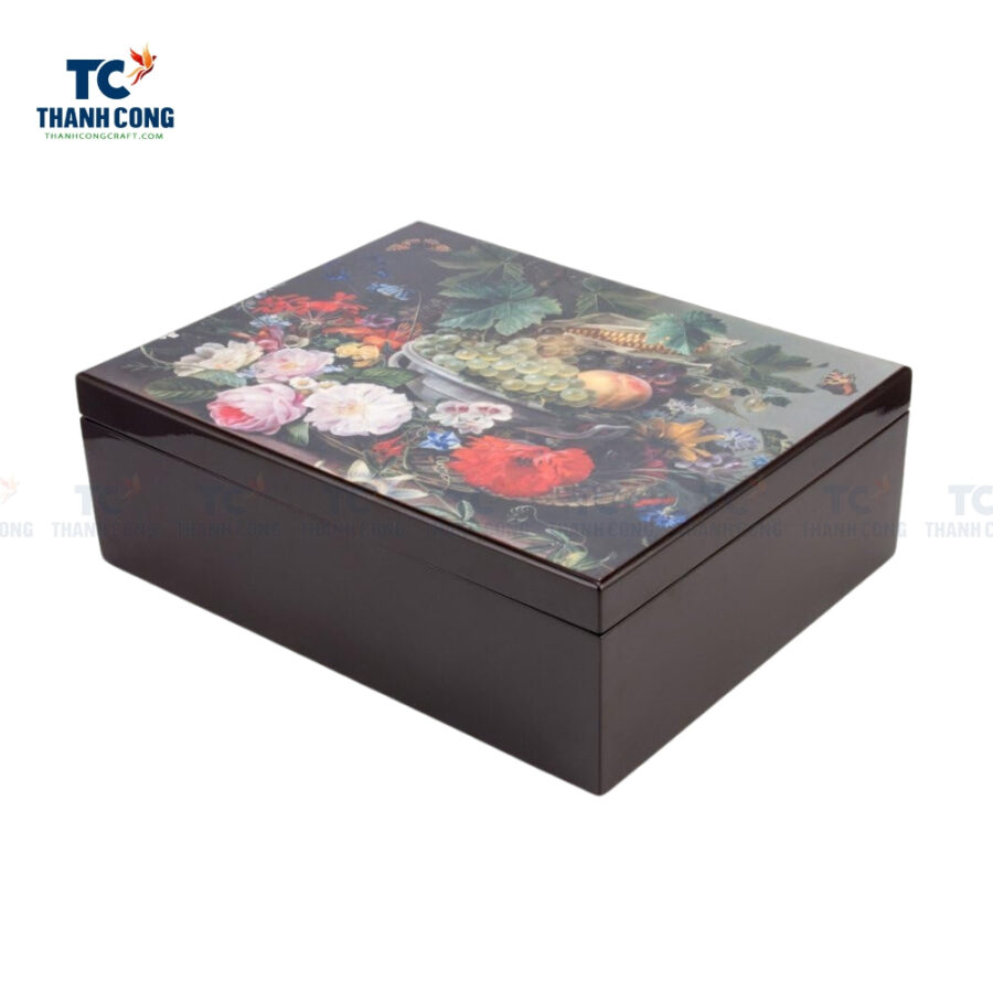 black lacquer storage box