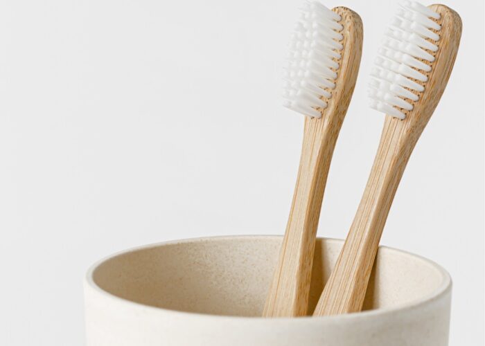 How to clean bamboo toothbrush