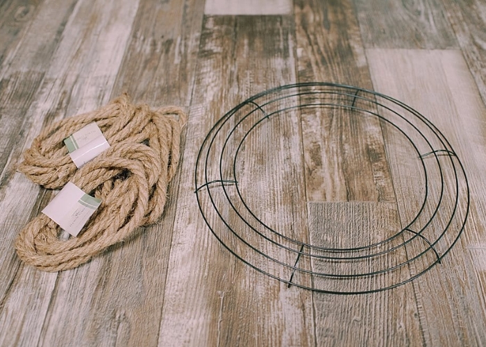 How to make a jute rope wreath (1)