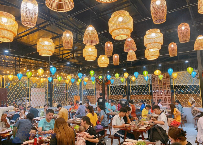 Bamboo and rattan lamps decorate restaurants