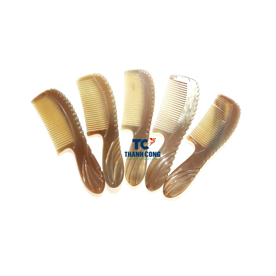 Horn comb with handle (TCLSHC-9001)