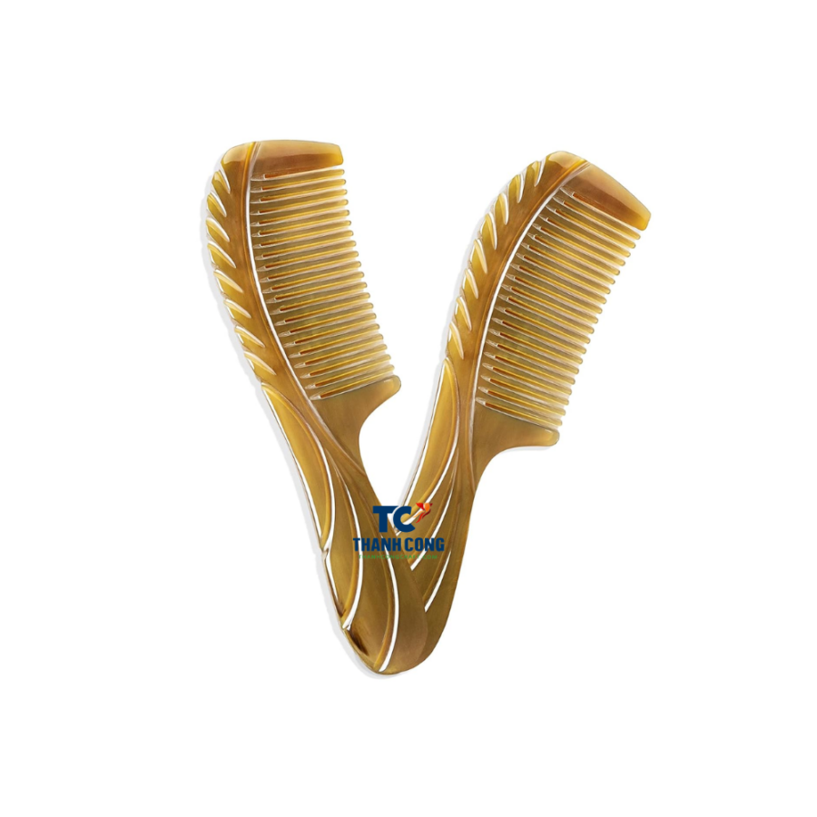 Natural Bright Horn Comb With Handle (TCLSHC-9013)