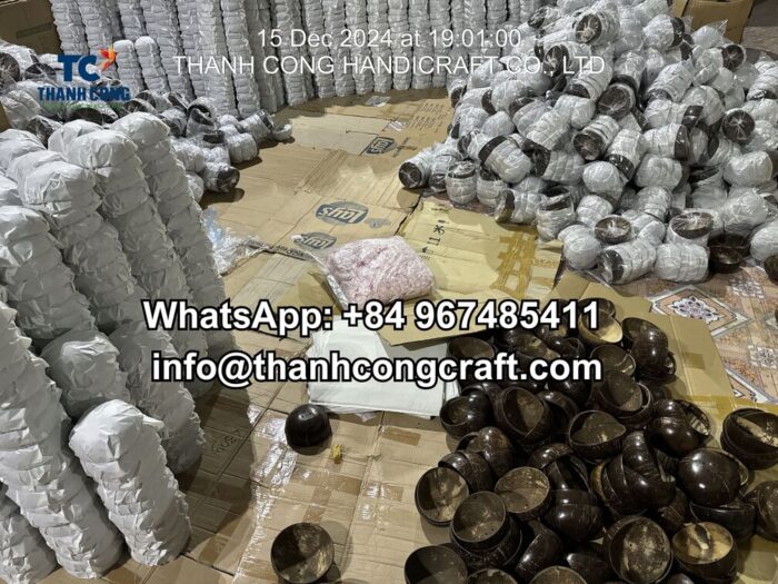 Coconut Bowls Wholesale in Bulk
