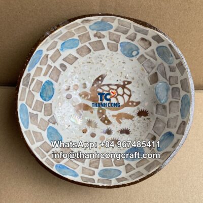 Wholesale Coconut Bowl with turtle-Shaped Inlay