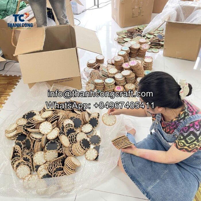 natural mother of pearl rattan coaster wholesale (7)
