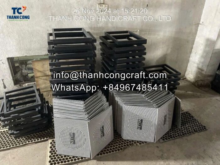 lacquer box manufacturer France