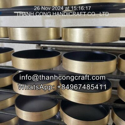 lacquer product wholesale Italy