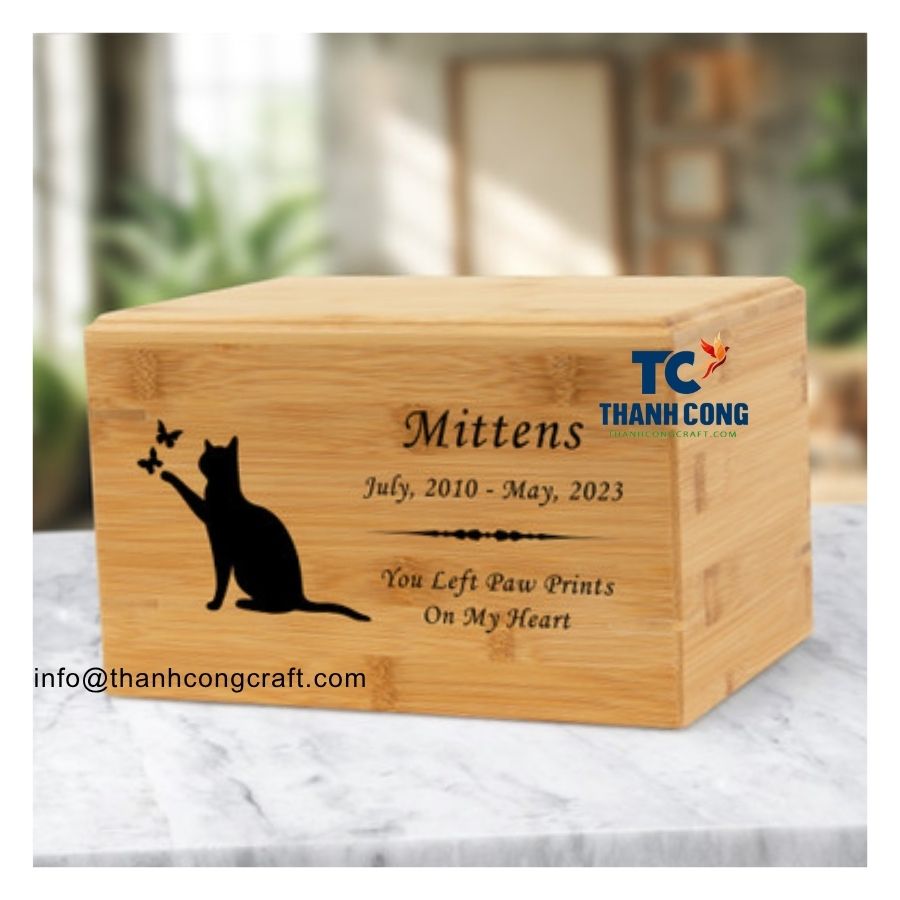 Cat Memorial - Wholesale to UK - TCWPE 8985