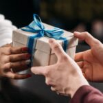 Suggestions for Luxurious Mother of Pearl Gift Sets for Your Clients
