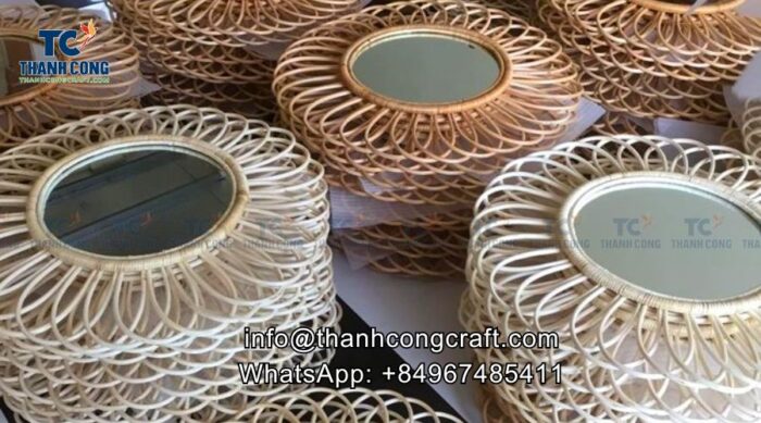 Cloud mirror with different colors