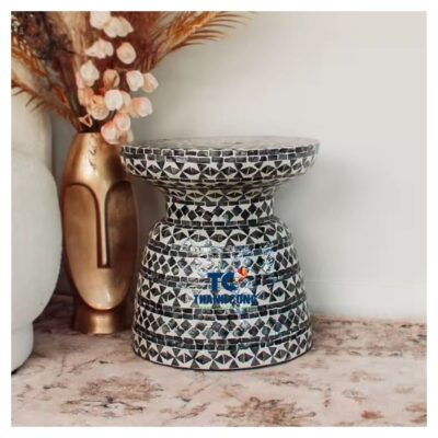 Mother of pearl table (35)