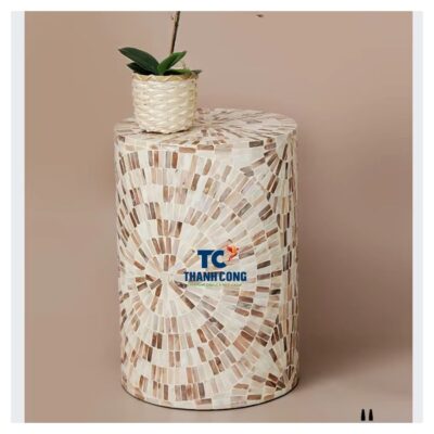 Mother of pearl table (40)