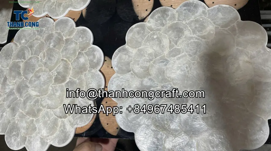 placemat mother of pearl whole glass