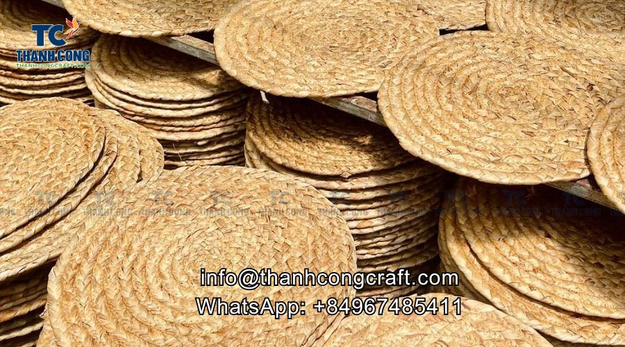 Water Hyacinth Placemats 1