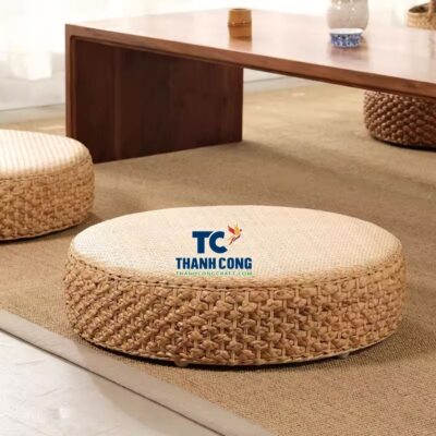 new seagrass pouf (1)