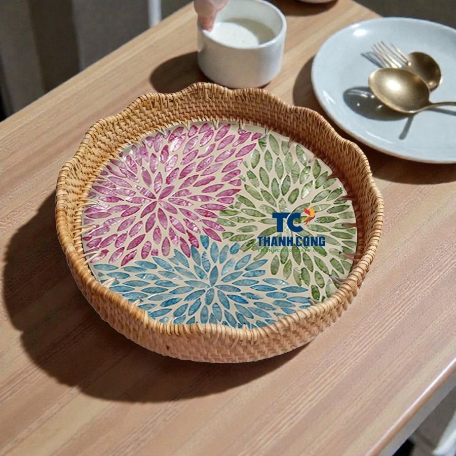 Mother-of-pearl-rattan-tray-scalloped-18