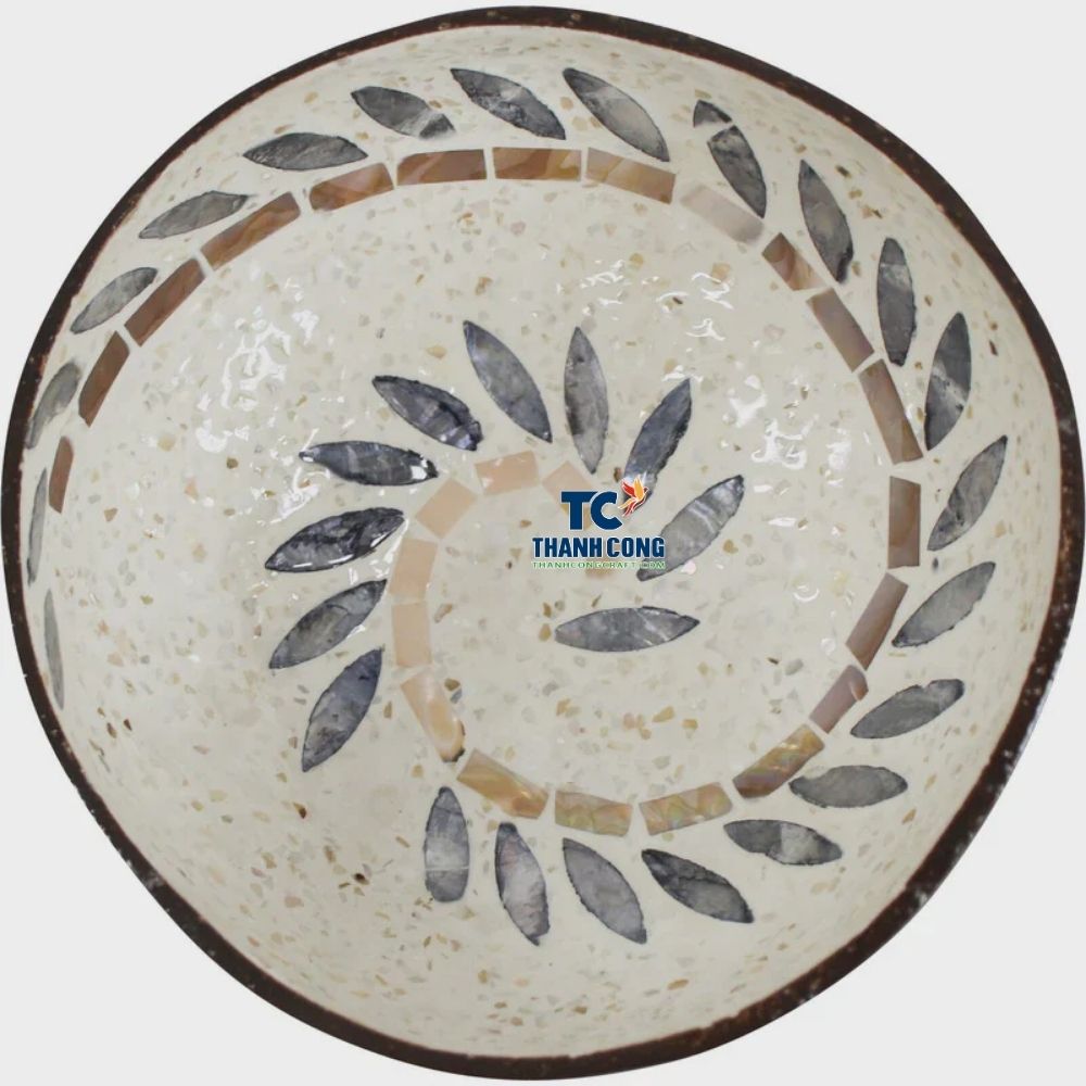 Mother-of-pearl-coconut-bowls-in-bulk-33