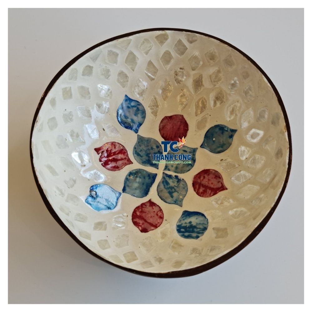 Mother-of-pearl-coconut-bowls-in-bulk-41