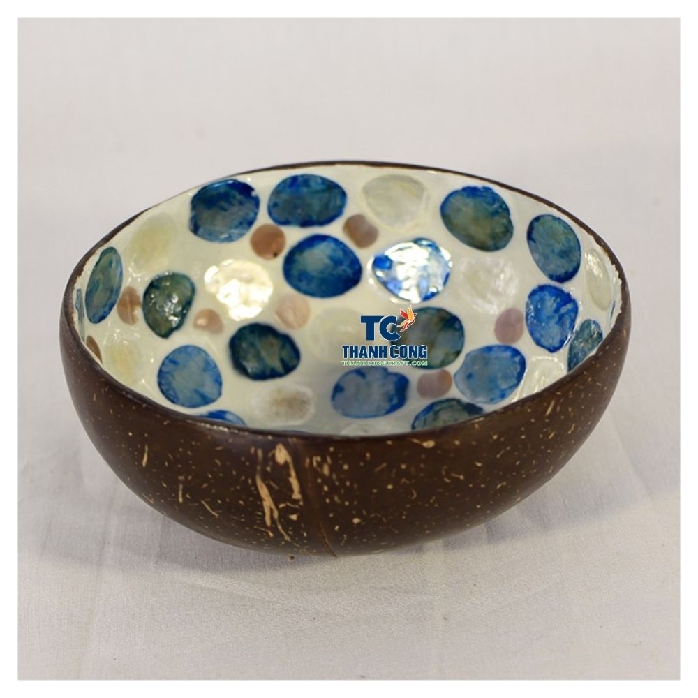 Mother-of-pearl-coconut-bowls-in-bulk-42