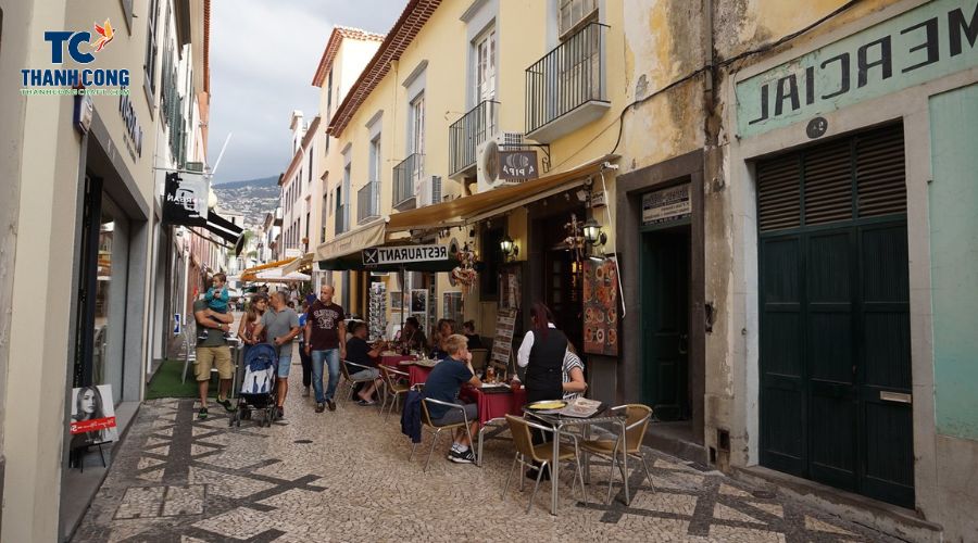 Rua da Queimada de Cima - Shopping Streets In Funchal