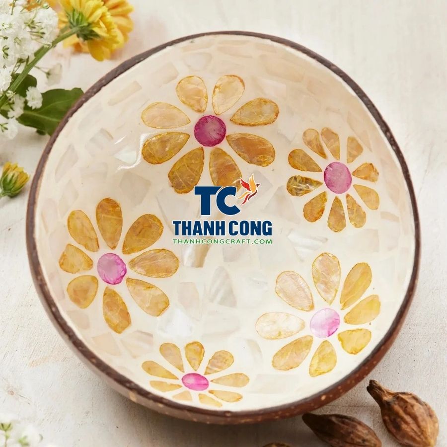 Stylish Mother Of Pearl Coconut Bowl For Fiji Cafes Decor- TCLCB 8948W
