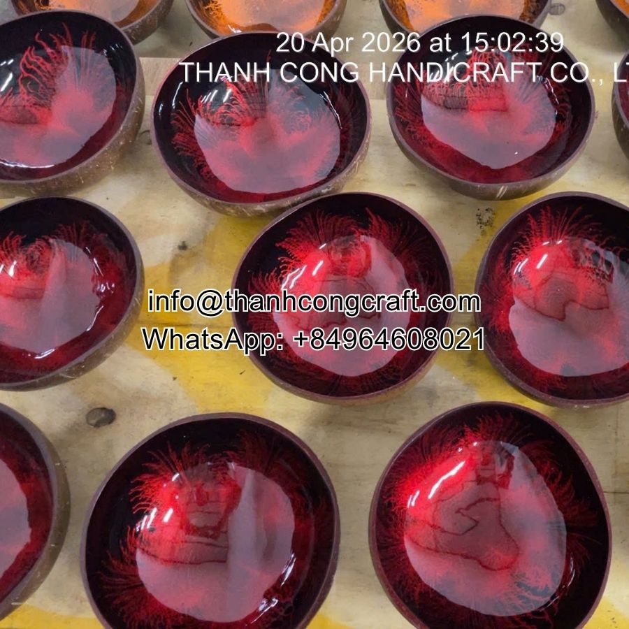 Wholesale Supplies of Red Lacquer Coconut Bowls Vietnam Factory